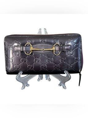 GUCCI Guccissima Emily Continental Patent Leather Zip Wallet – Rare Plum Color
